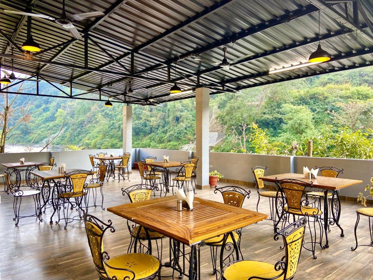 Euphoric River Resort リシケーシュ エクステリア 写真