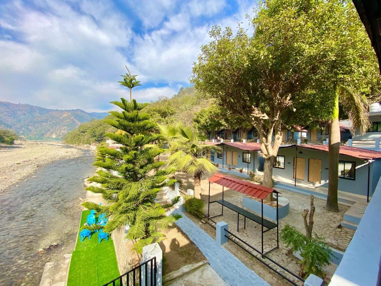 Euphoric River Resort リシケーシュ エクステリア 写真