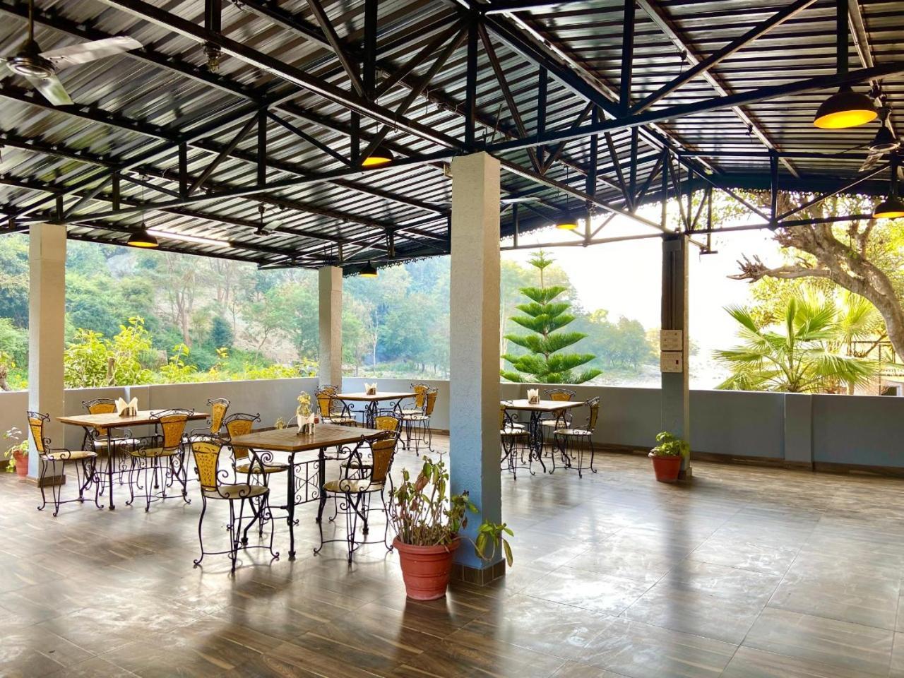 Euphoric River Resort リシケーシュ エクステリア 写真