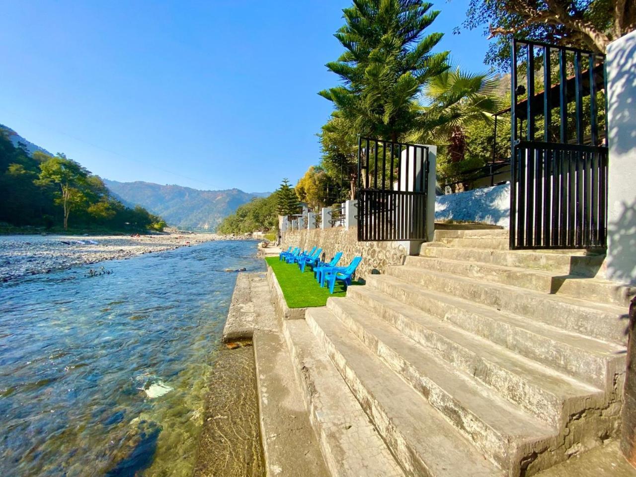 Euphoric River Resort リシケーシュ エクステリア 写真