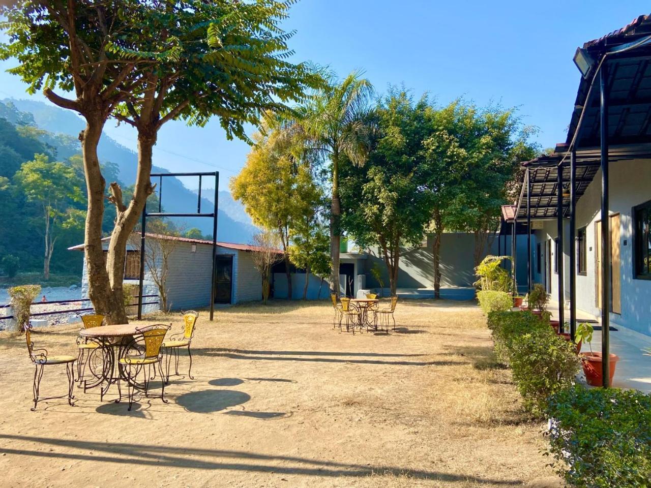 Euphoric River Resort リシケーシュ エクステリア 写真