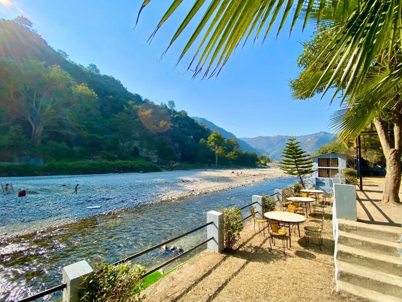 Euphoric River Resort リシケーシュ エクステリア 写真