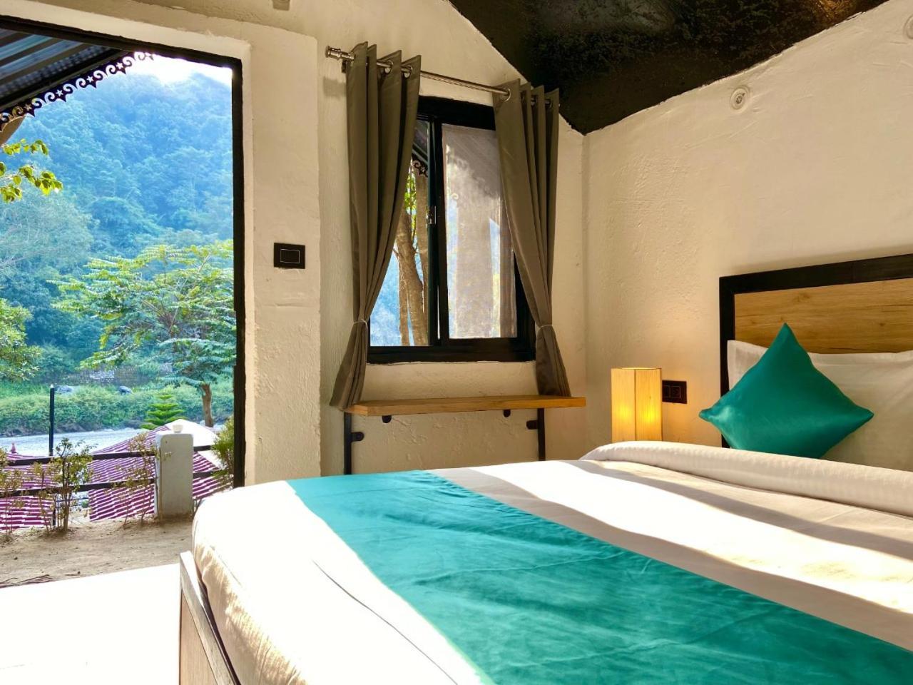 Euphoric River Resort リシケーシュ エクステリア 写真