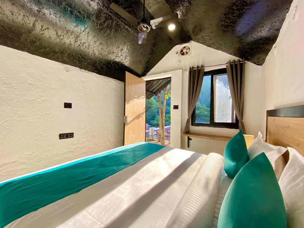 Euphoric River Resort リシケーシュ エクステリア 写真