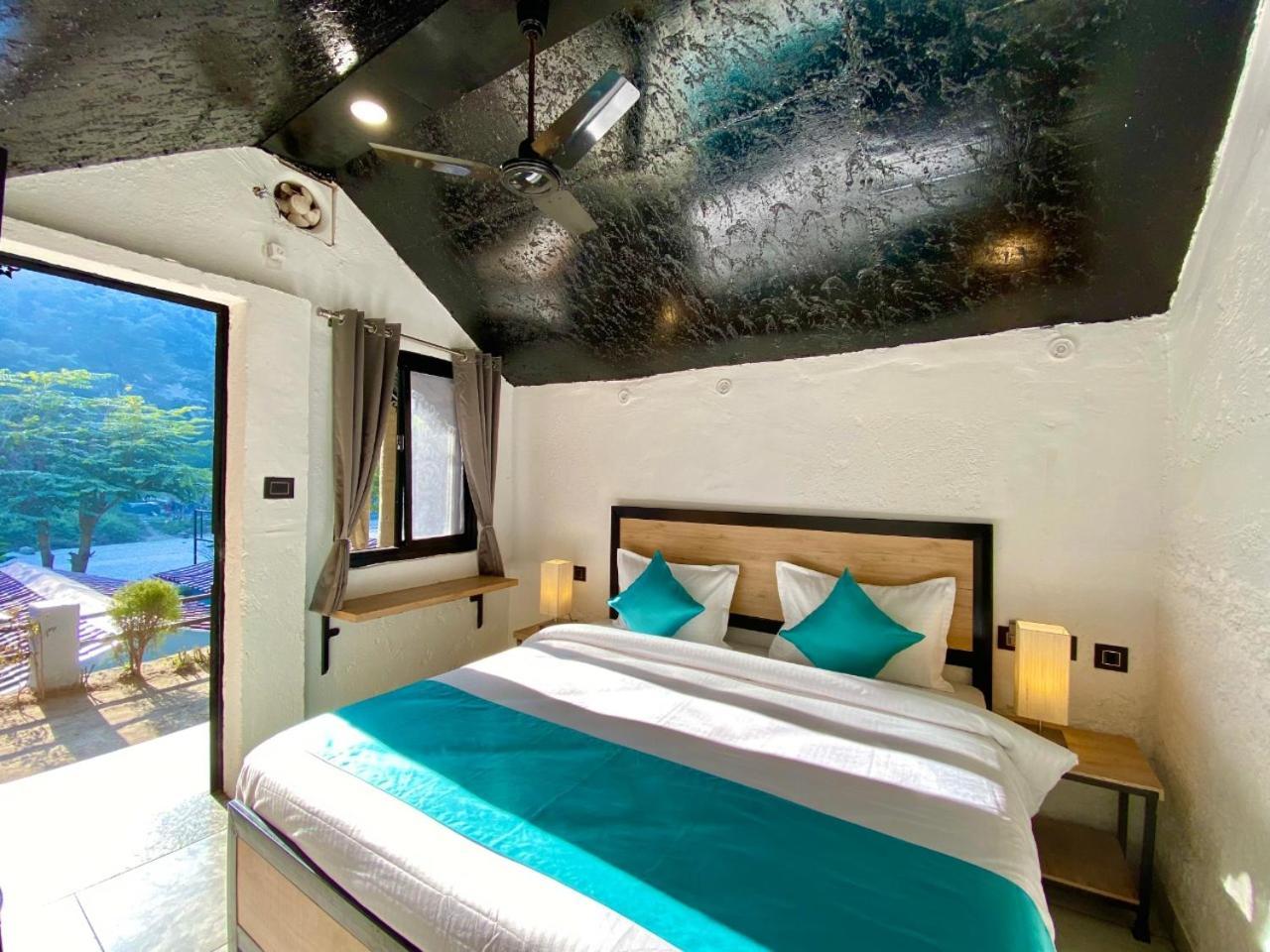 Euphoric River Resort リシケーシュ エクステリア 写真