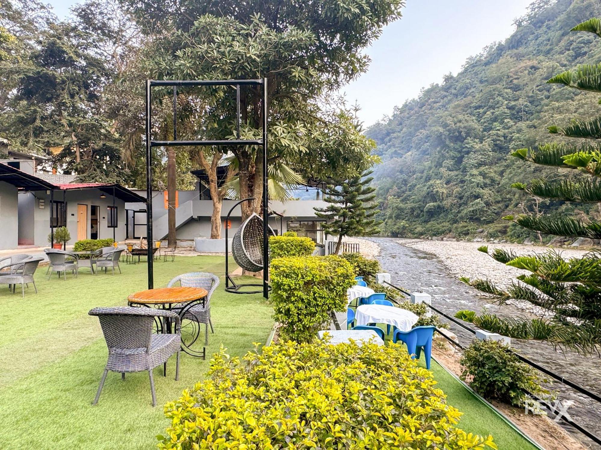 Euphoric River Resort リシケーシュ エクステリア 写真